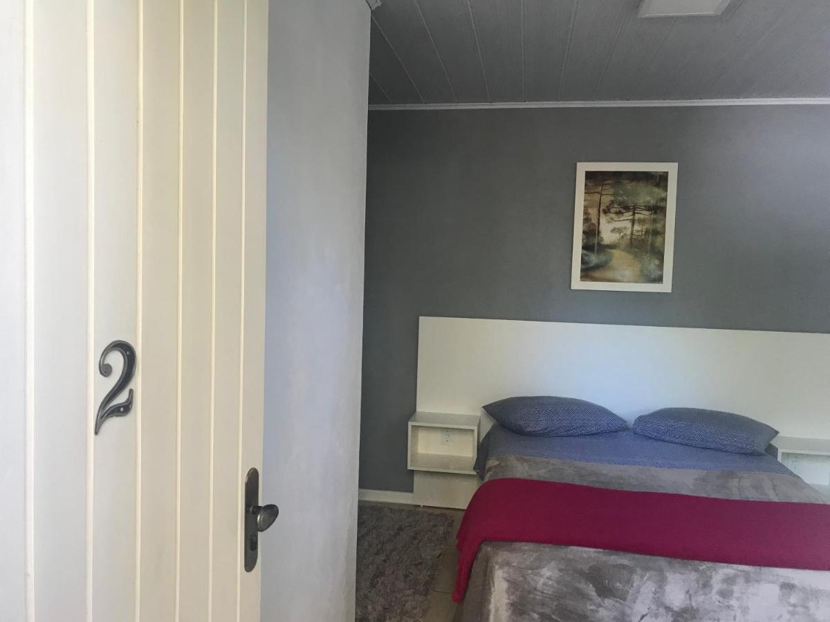 Suite Em Gramado, Proxima A Avenida Das Hortencias Eksteriør billede