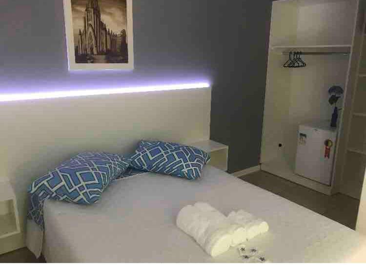 Suite Em Gramado, Proxima A Avenida Das Hortencias Eksteriør billede