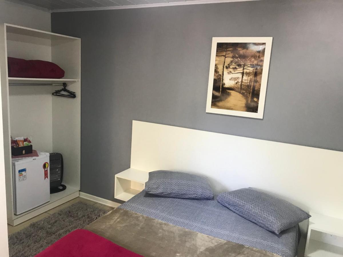 Suite Em Gramado, Proxima A Avenida Das Hortencias Eksteriør billede