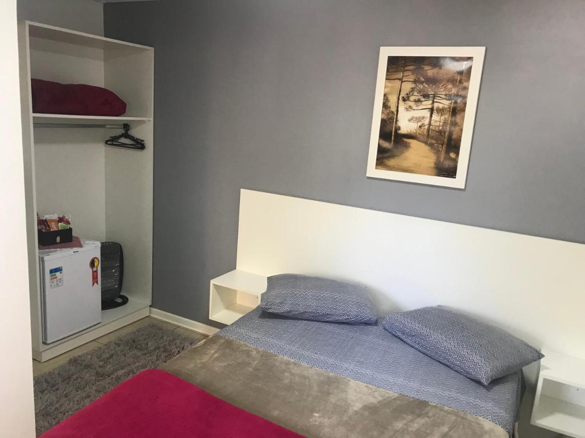 Suite Em Gramado, Proxima A Avenida Das Hortencias Eksteriør billede